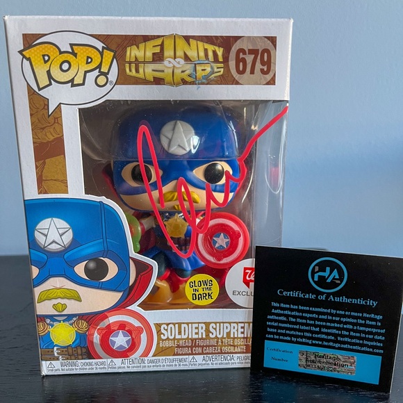 Chris Evans signed Funko Pop! #679 Soldier Supreme with COA - Picture 2 of 9